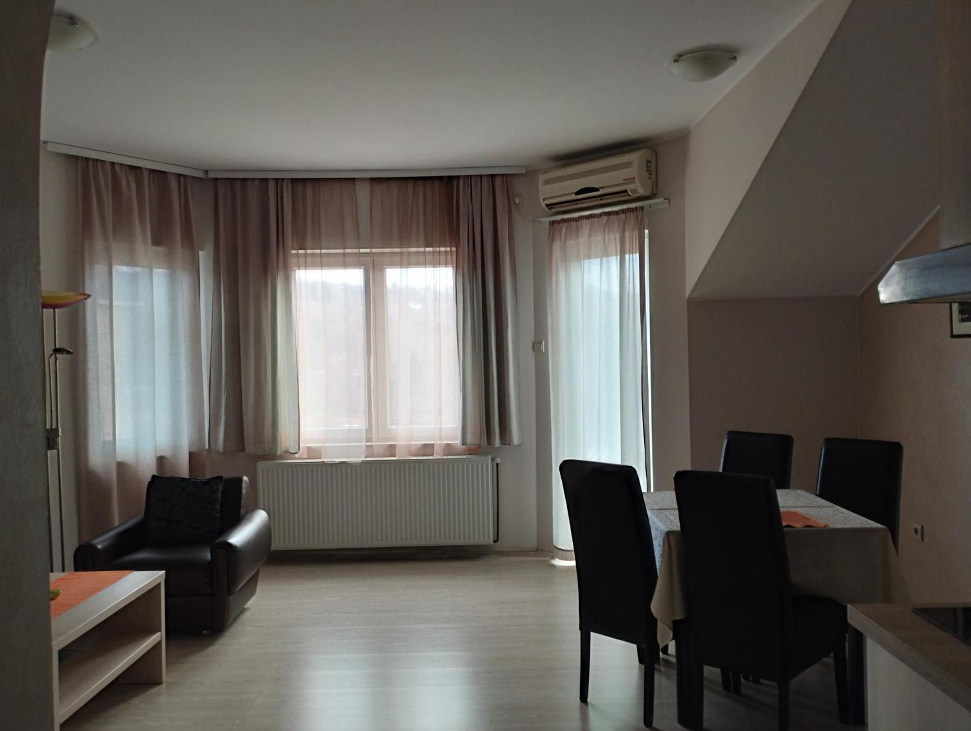 Apartments Vila Vrdnik Exteriör bild
